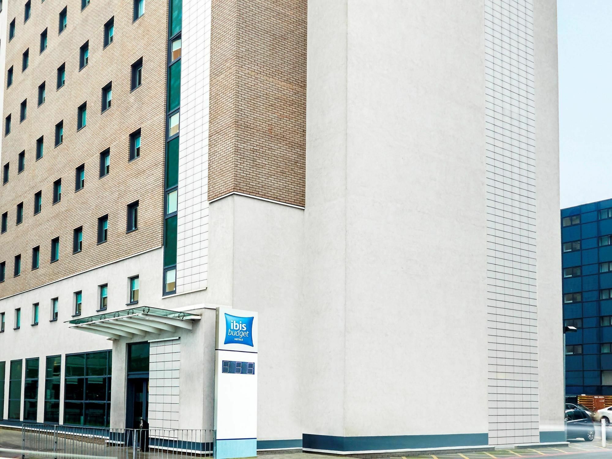 Ibis Budget Birmingham Airport Terminal Building - Nec Bickenhill Exteriér fotografie